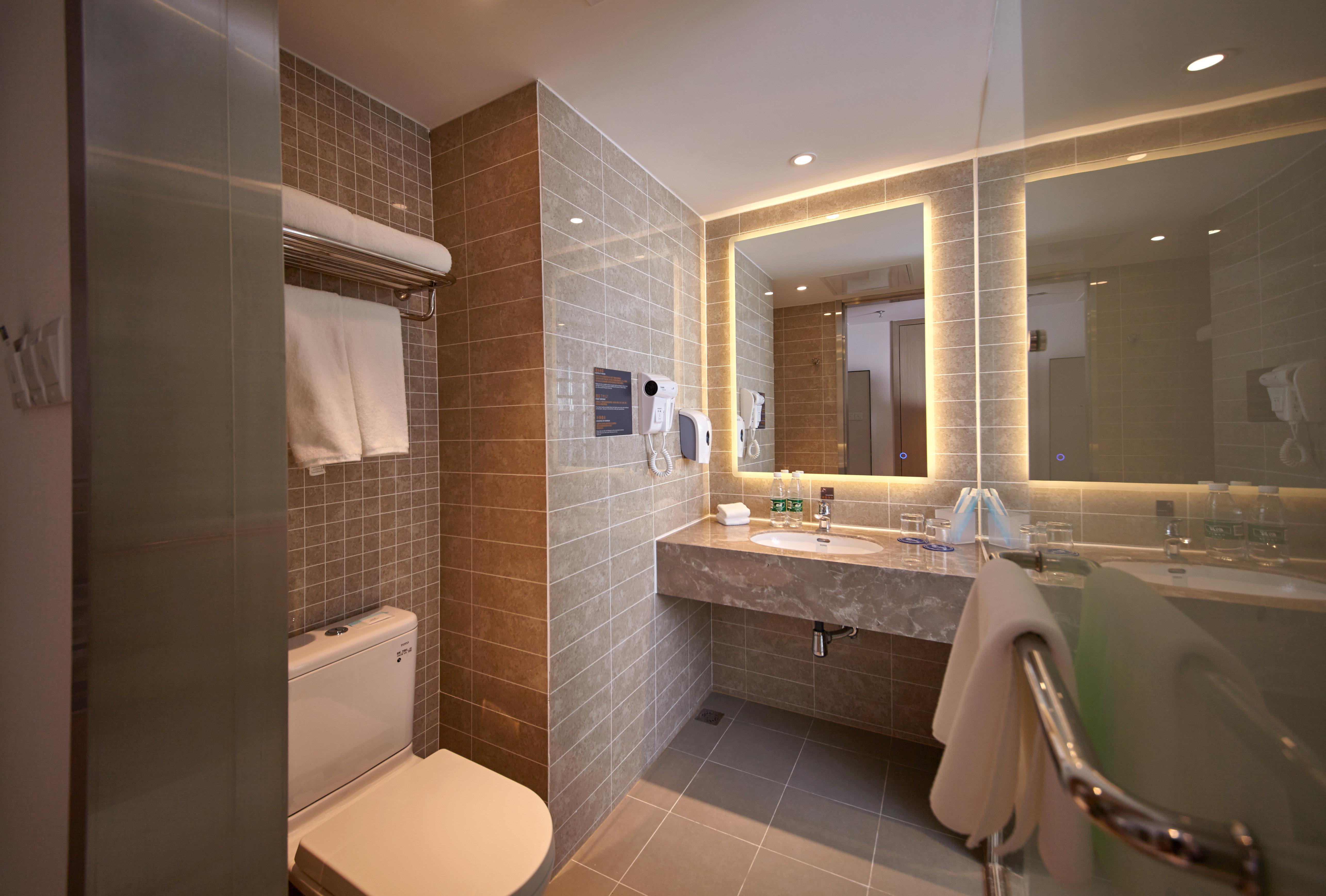 Holiday Inn Express Shenyang Tawan, An Ihg Hotel Ngoại thất bức ảnh